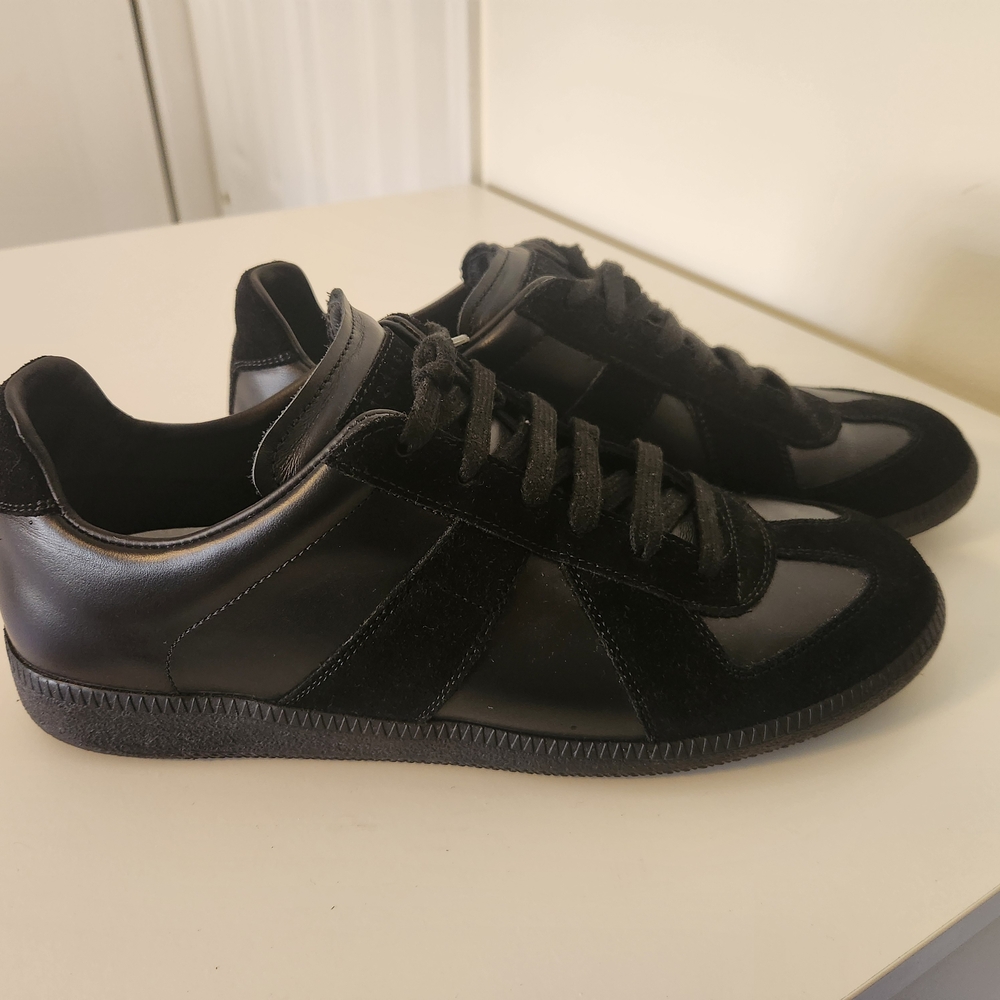 Maison Martin Margiela Black Sneakers Minimalist Design